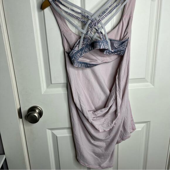 Lululemon Wild Tank Strappy 2-in-1 Bra Tank Blush Quartz Size 6 - Picture 6 of 8